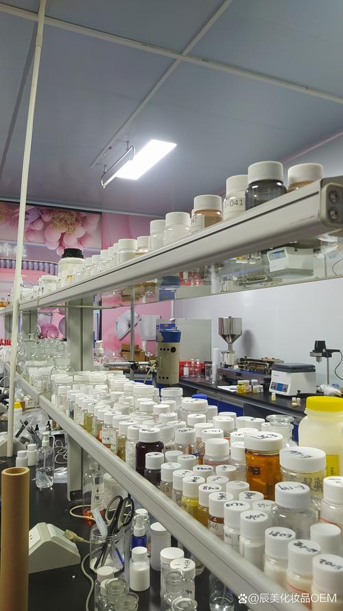 探秘化妝品代工廠 遇尚美化妝品工廠的核心優(yōu)勢(shì)